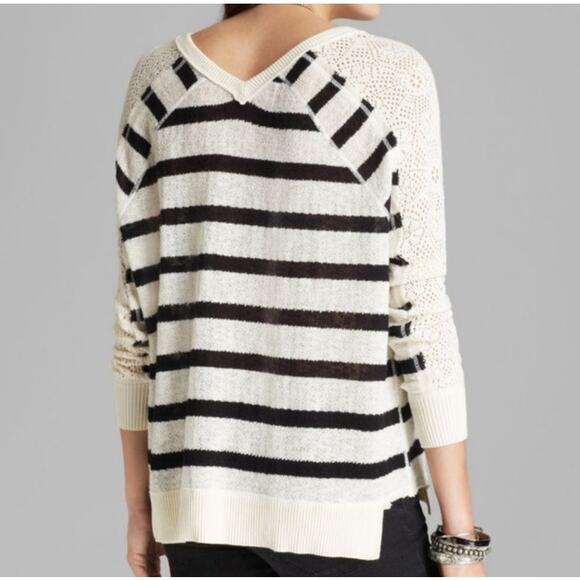 We‎ the Free V Neck Gauzy Crochet Fluffy Lou Striped Sweater Cotton Knit XS Top - Picture 3 of 9